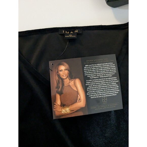 NWT Black Stretchy Velvet Tank top Blouse Sleeveless Womens Size XS IMAN - Picture 5 of 7